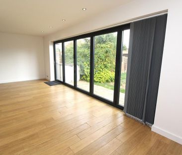 2 bedroom bungalow to rent - Photo 1