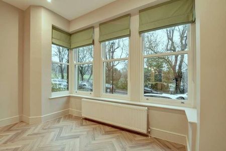 St. James's House, Harlow Moor Drive, Harrogate, North Yorkshire, HG2 - Photo 2