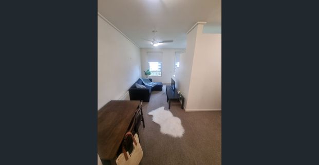 Maximize Your Space : Modern Studio with All the Essentials at 550 Lygon Street! - Photo 1