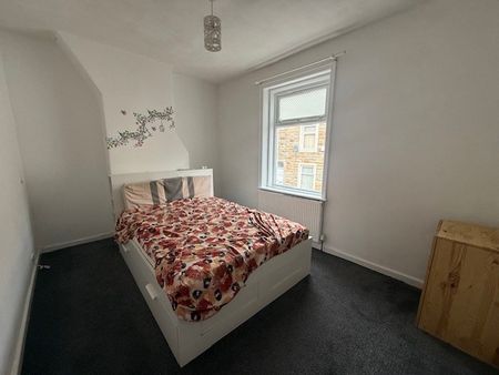 Windsor Street - Photo 5