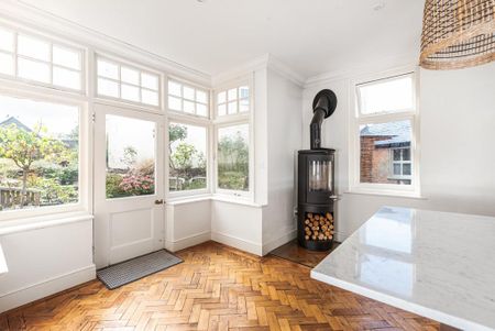 4 bedroom semi-detached house to rent - Photo 3