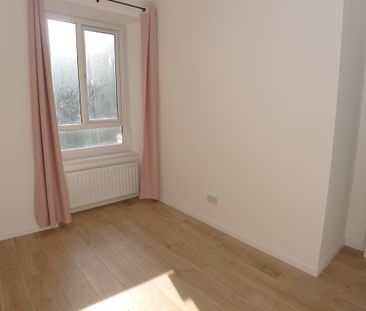 Property to let in Dundee - Photo 3