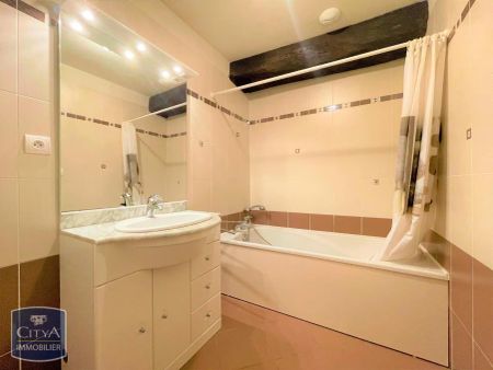 Appartement à louer 3 pièces 67.78m² - Photo 2