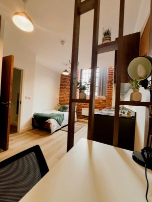 Lancaster Studio Deluxe - Photo 1