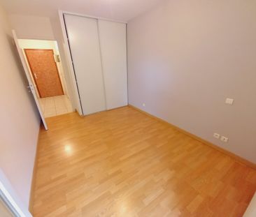 Location Appartement 2 pièces 52m² LE MONASTERE 12000 - Photo 2