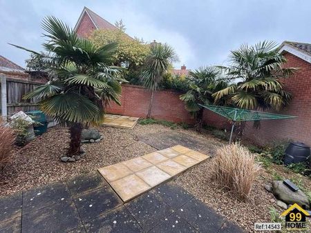 Springham Drive, Colchester, Essex, CO4 - Photo 2