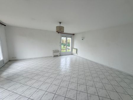 Location Maison 4 pièces 92m² FABREGUES 34690 - Photo 3