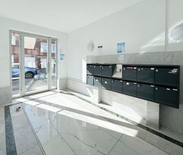 Appartement te huur in Montignies-sur-Sambre voor € 850 met 2 slaapkamers - Foto 3