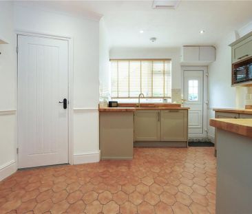 2 bedroom terraced house to rent - Photo 6