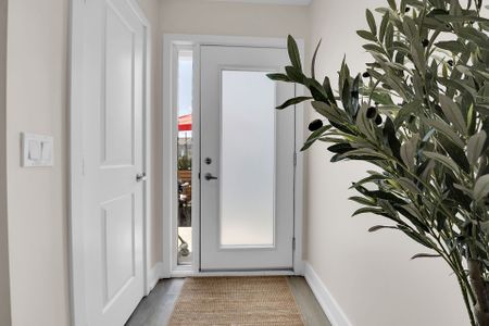 For Lease - 115 Shoreview Place Unit# 9, Hamilton, Ontario - Photo 3