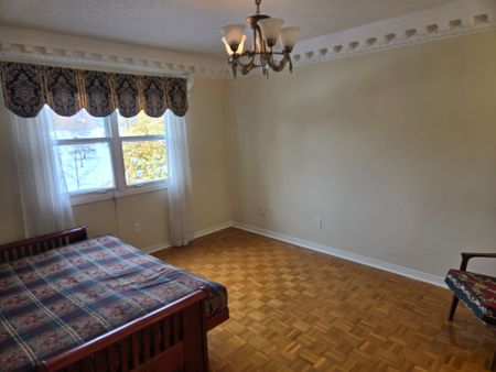 For Lease - 2470 Wynten Way Unit# 2, Oakville, Ontario - Photo 4