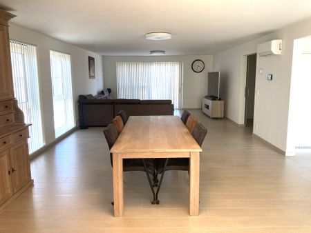 Prachtige woning met 3 slaapkamers, terras en tuin in Heist-Op-Den-Berg - Photo 4