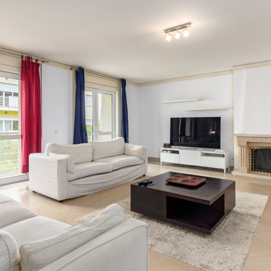 Apartamento T3 para arrendamento mobilado, com 2 lugares de garagem no Parque das Nações, Lisboa - Photo 1