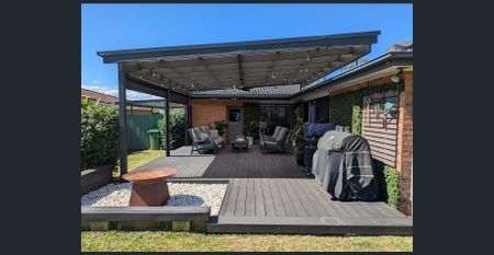 Great Entertainer With Inground Pool!!! - Photo 5