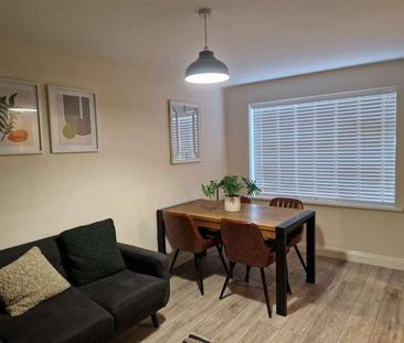 Vicarage Close, Birmingham, B42 - Photo 2