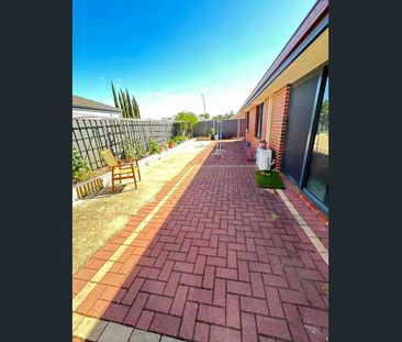 Modern and Private Rooms – 12 Karadong Street, Wattle Grove WA 6107 - Photo 6