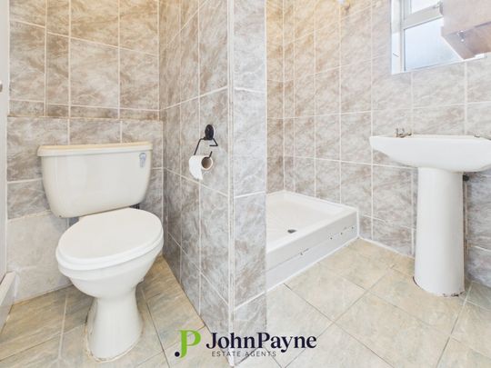 Stonebury Avenue, Eastern Green, Coventry, CV5 7FW - Photo 1