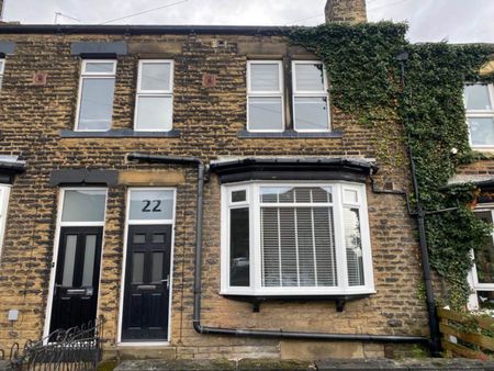 Sunnybank Avenue, Horsforth, - Photo 2