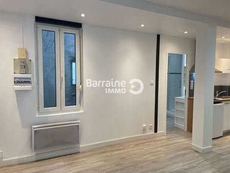 Location appartement à Brest, 2 pièces 31.3m² - Photo 3