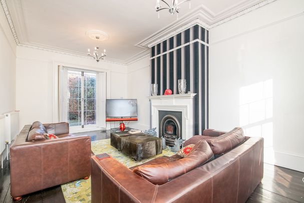 £2,950 - To Let - Photo 1