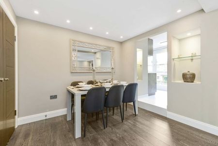 3 bedroom flat to rent - Photo 3