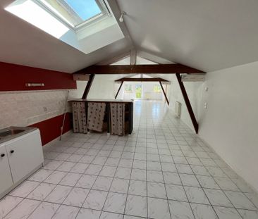 Location Appartement 2 pièces 89m² ST DONAT SUR L HERBASSE 26260 - Photo 3