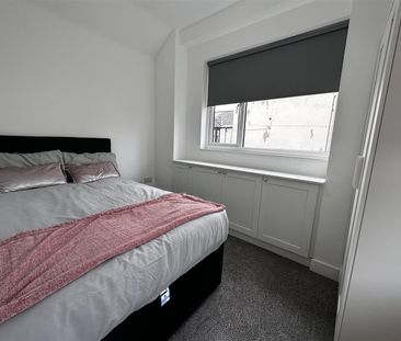 Ninian Road, Cardiff - Photo 6