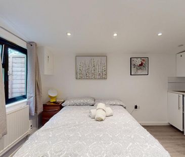 Studio to rent - Photo 3