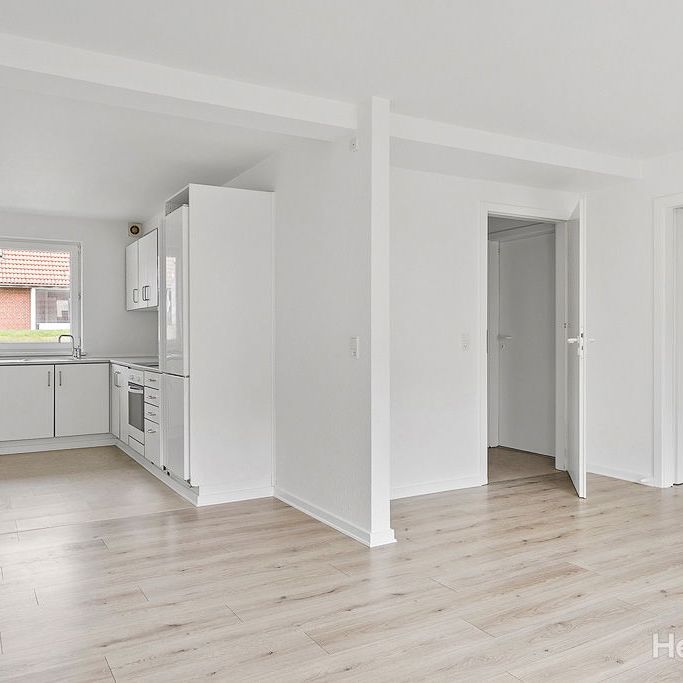 Rækkehus med unik beliggenhed. - Photo 1