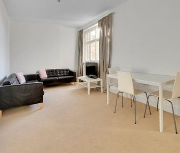 3 bedroom apartment to rent - Photo 1