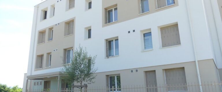 Appartement, 3 pièces – BOURG DE PEAGE - Photo 1