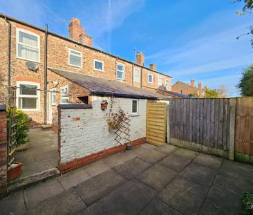 2 bedroom terraced house to rent - Photo 4