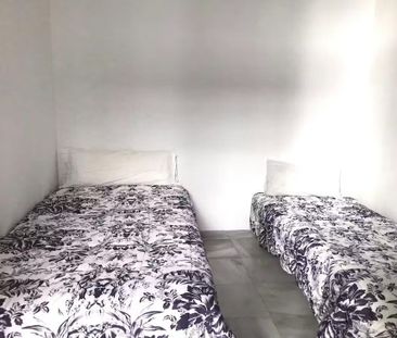 Calle Castellar, Sevilla, Andalusia 41003 - Photo 3