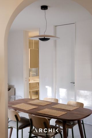 Architecture des années 30, cette belle copropriété située au coeur du quartier du Pyla accueille en rez-de-jardin un appartement de 55 m2 au cadre idyllique. - Photo 5