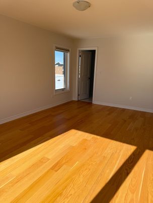 For Lease - 27 Rochester Drive, Barrie, Ontario - Photo 1