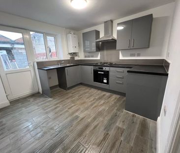 Merridale Street West, Wolverhampton, West Midlands, WV3 - Photo 4