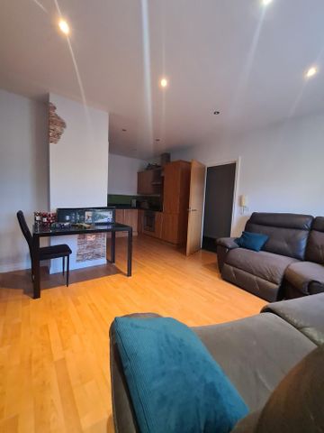 2 bedroom apartment to rent - Photo 2