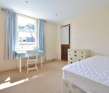 3 bedroom maisonette to rent - Photo 3