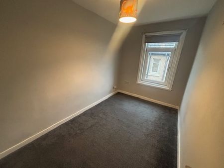 3 Bed Flat, Springburn, G21 - Photo 2