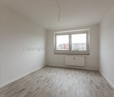 3 Zimmerwohnung mit Balkon in Plauen Chrieschwitz - Einbauküche und... - Photo 6