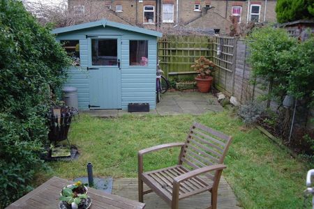 2 bedroom terraced house to rent - Photo 5