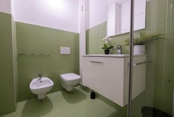 Piazza Carlo Caneva, Milan, Lombardy 20154