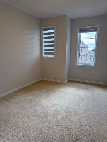 For Lease - 42 Faust Ridge, Vaughan, Ontario - Photo 5