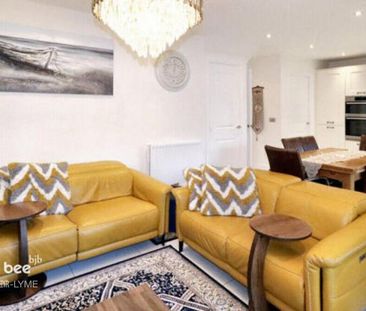 3 bedroom detached house to rent - Photo 2
