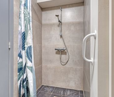 Gelijkvloers 1 slpk.-appt met terras in Sint-Truiden - Foto 3