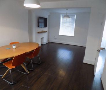 3 bedroom terraced house to rent - Photo 1