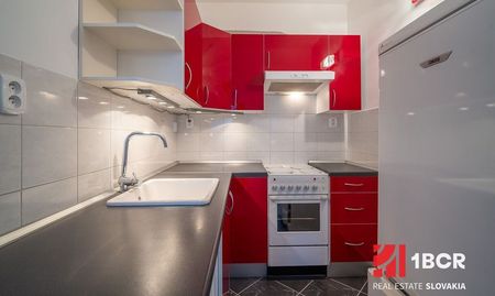 2 – IZB.BYT, ZREKONŠTRUOVANÝ, PIVNICA, ul. MOZARTOVA, BRATISLAVA - Photo 4