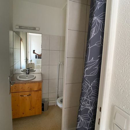 Location Appartement 1 pièce 12m² JACOB BELLECOMBETTE 73000 - Photo 4