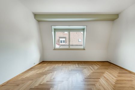 Helle Dach-Maisonettewohnung im beliebten Kreis 6 in Zürich - Foto 2