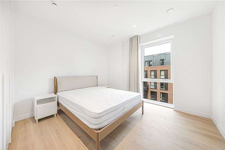 Fantastic 2 BEDROOM APARTMENT in the highly anticipated Brent Cross Town development. - Photo 4